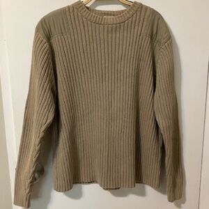 Great shape vintage LL Bean crewneck sweater